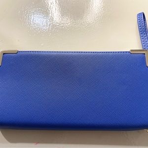 Gold trim wristlet wallets